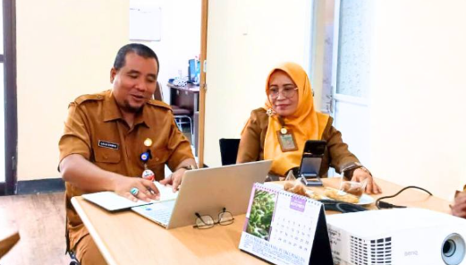 Koordinasi santai dengan Unit Aset